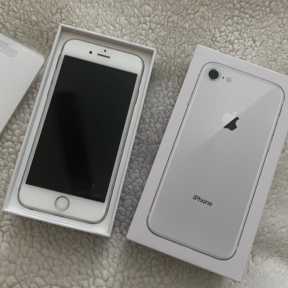 Apple Other - Used iPhone 8 64GB